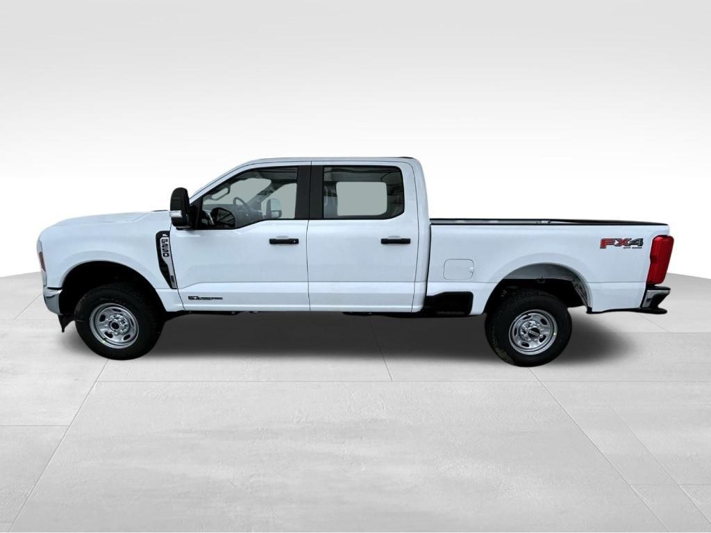 new 2025 Ford F-250 car, priced at $61,034