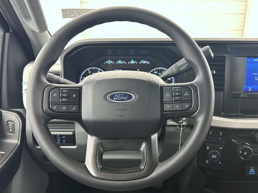 new 2025 Ford F-250 car, priced at $61,034