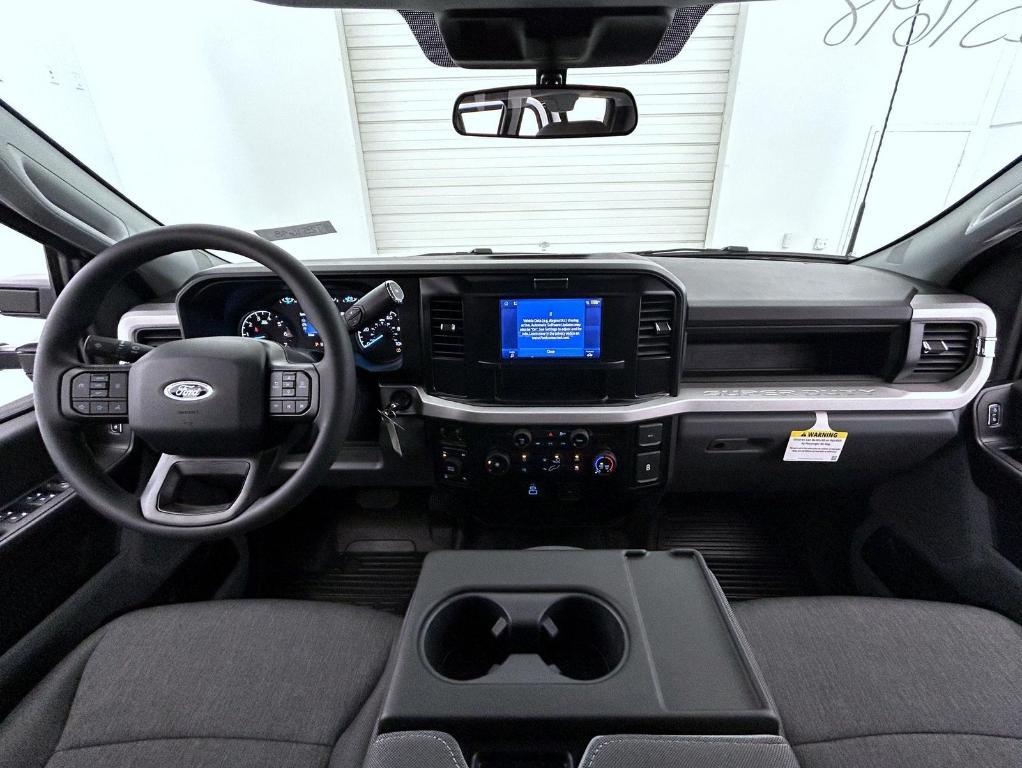 new 2025 Ford F-250 car, priced at $48,654