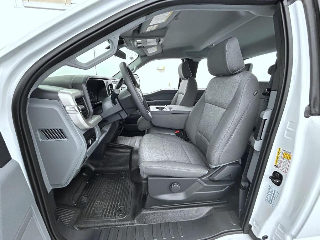 new 2025 Ford F-250 car, priced at $48,654