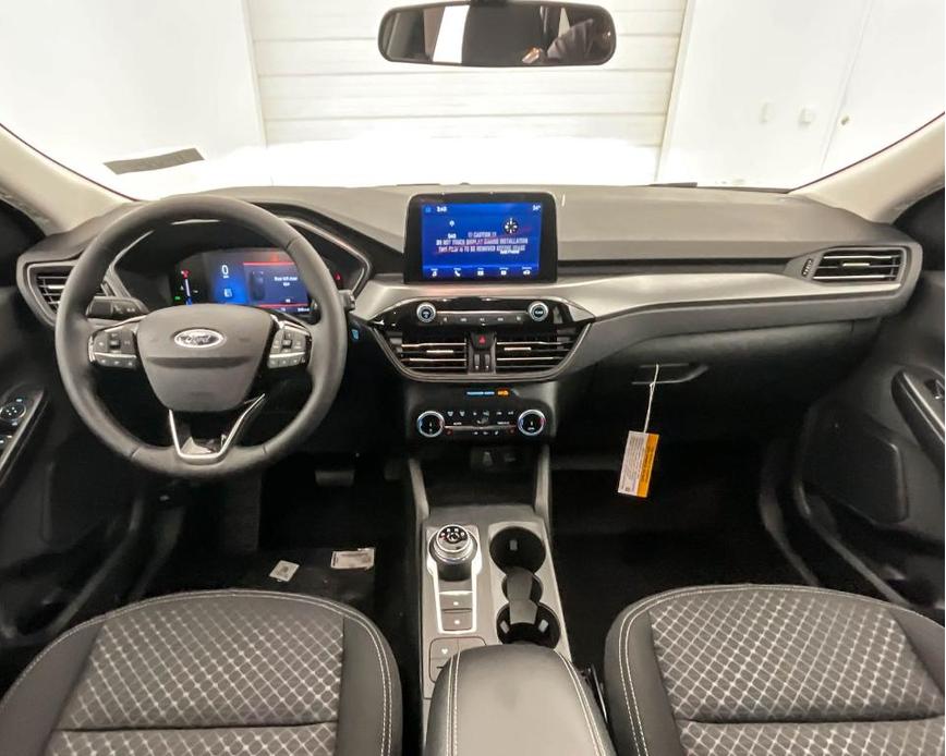 new 2025 Ford Escape car, priced at $31,129