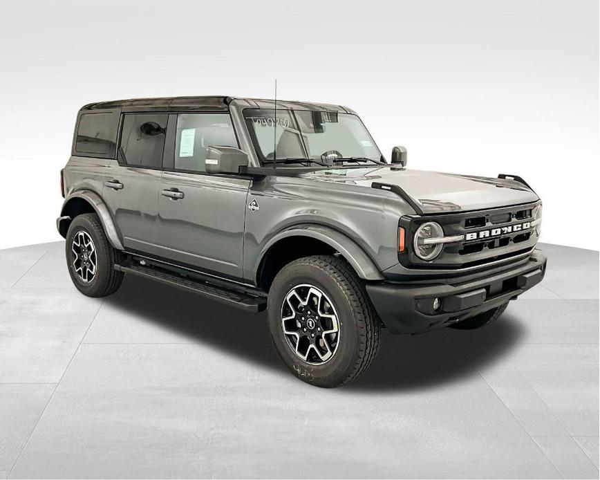 new 2024 Ford Bronco car, priced at $49,414