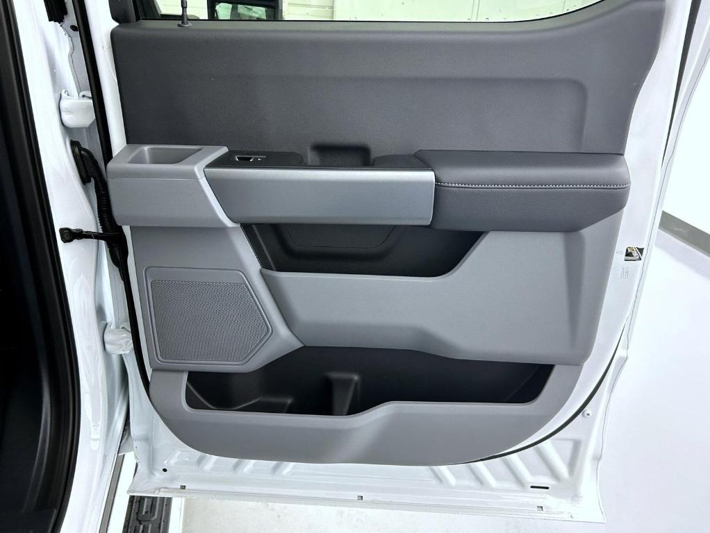 new 2025 Ford F-250 car, priced at $55,649