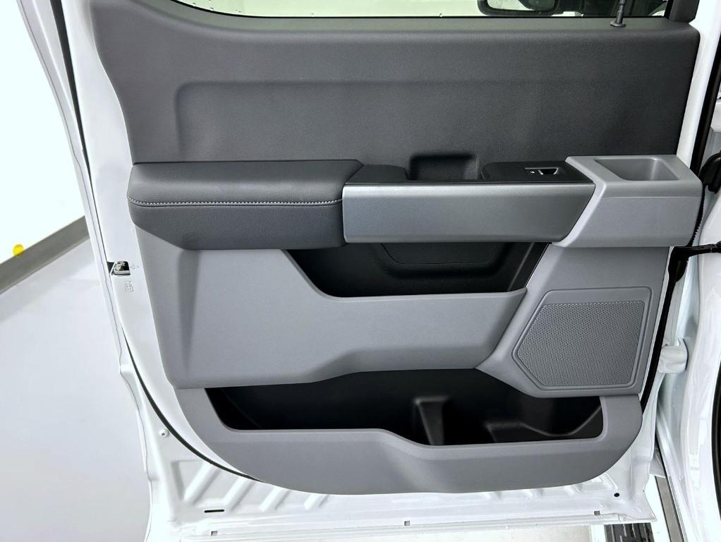new 2025 Ford F-250 car, priced at $55,649