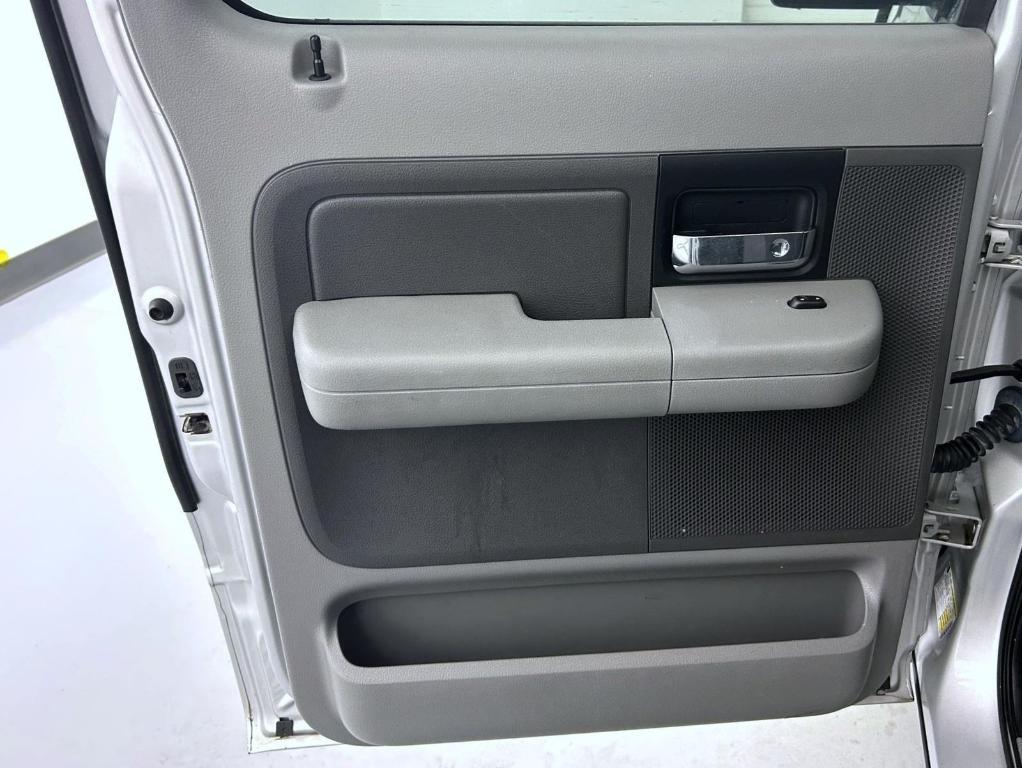 used 2007 Ford F-150 car, priced at $8,244
