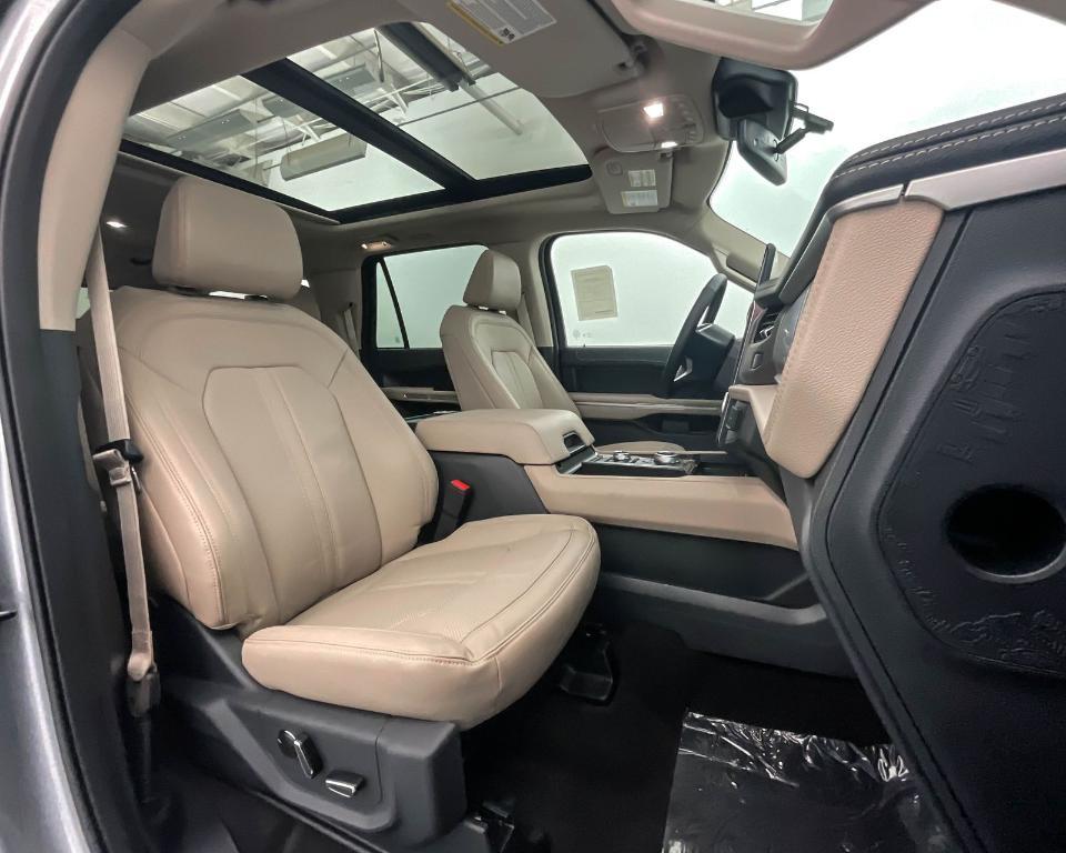 new 2024 Ford Expedition Max car, priced at $67,704