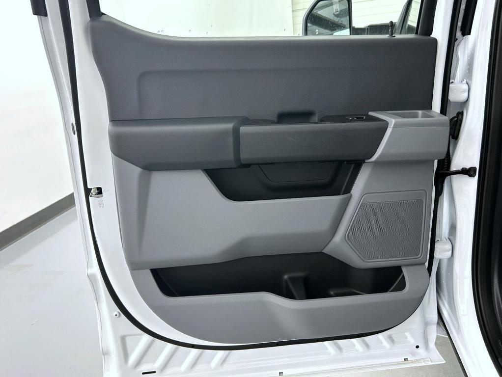 new 2025 Ford F-250 car, priced at $49,414