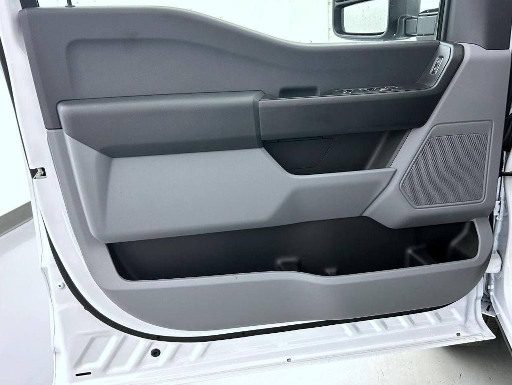 new 2025 Ford F-250 car, priced at $49,414