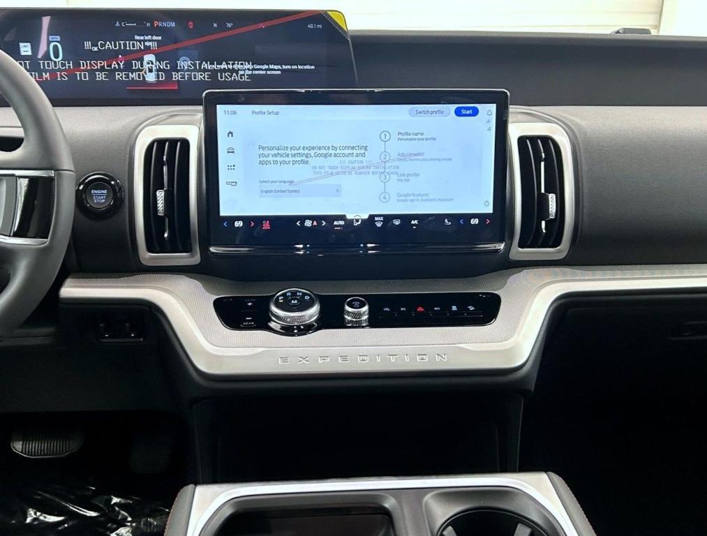 new 2025 Ford Expedition Max car, priced at $74,099