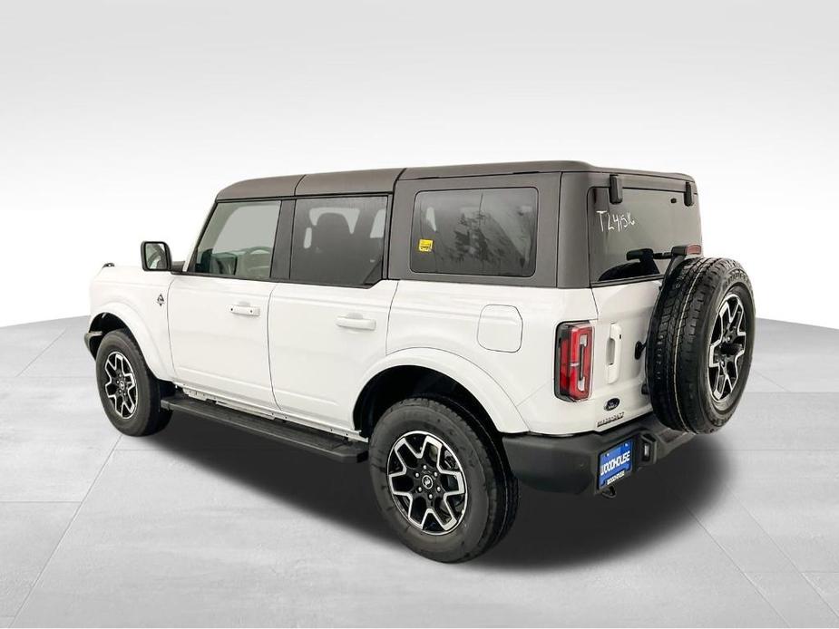 new 2024 Ford Bronco car, priced at $48,664