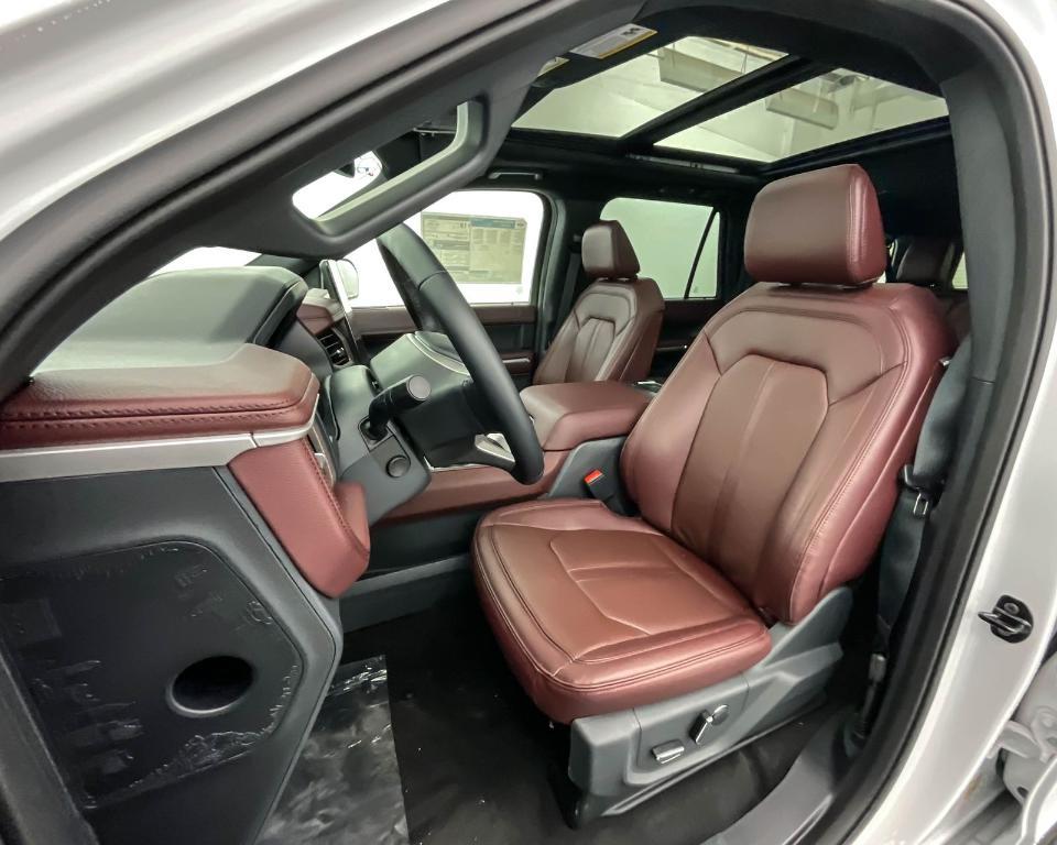 new 2024 Ford Expedition Max car, priced at $68,204