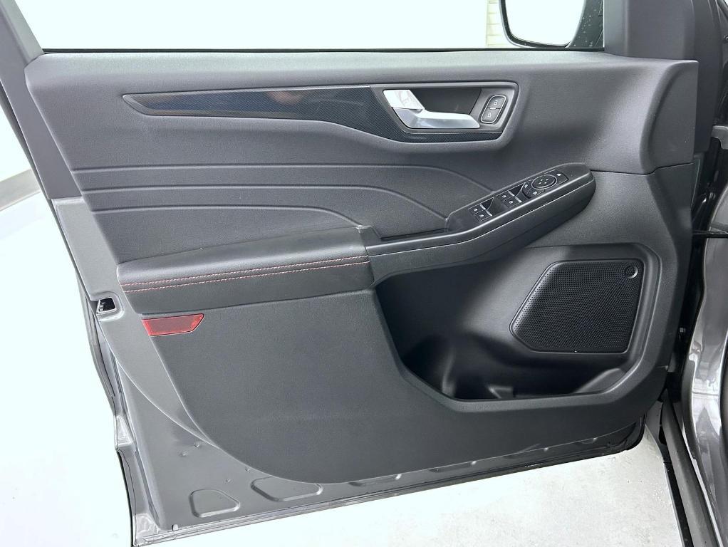 new 2025 Ford Escape car, priced at $32,266
