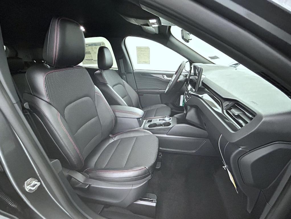 new 2025 Ford Escape car, priced at $32,266