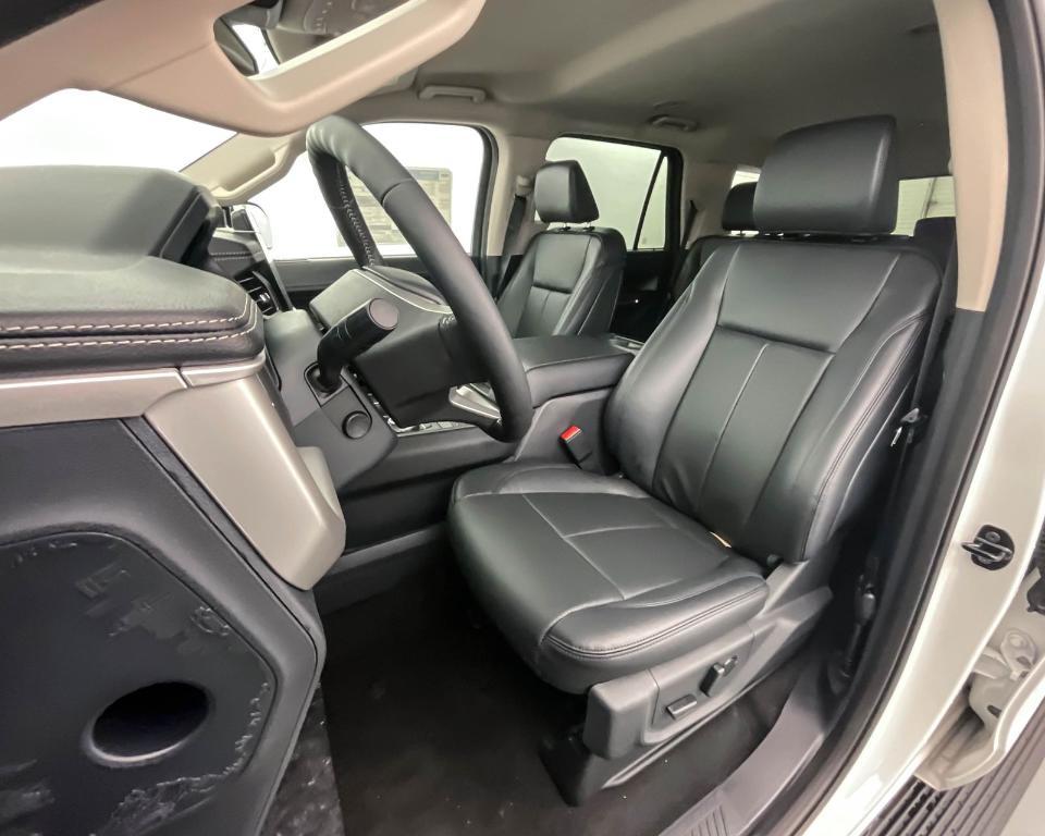 new 2024 Ford Expedition car, priced at $60,769