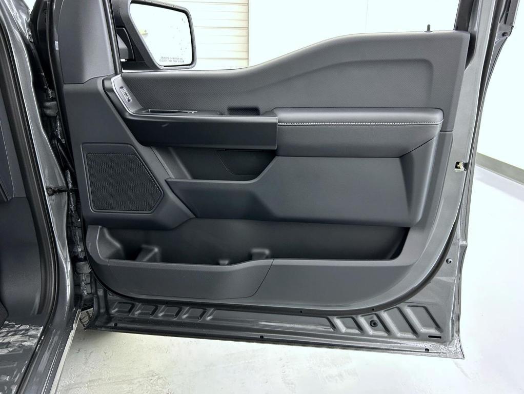 new 2025 Ford F-150 car, priced at $47,917