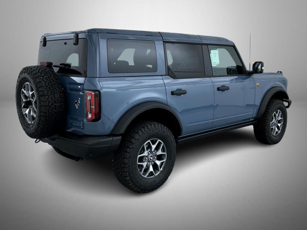 new 2025 Ford Bronco car, priced at $59,053