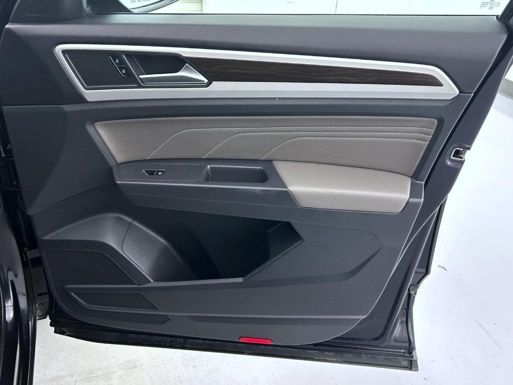 used 2021 Volkswagen Atlas car, priced at $25,683