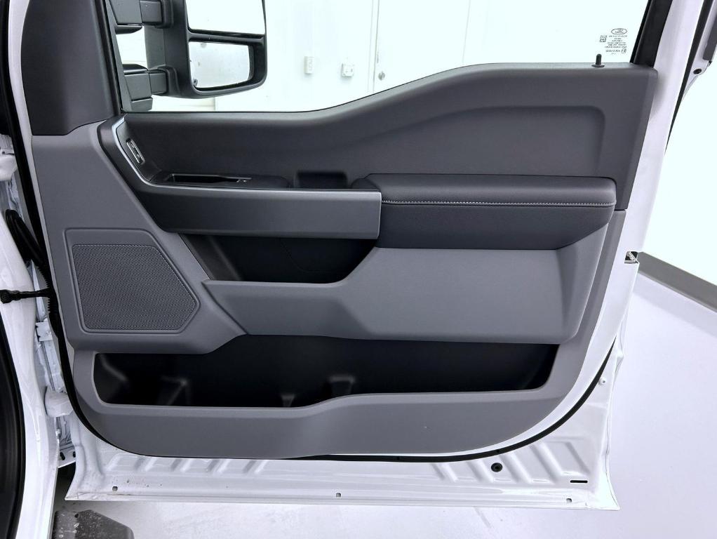 new 2025 Ford F-350 car, priced at $66,969