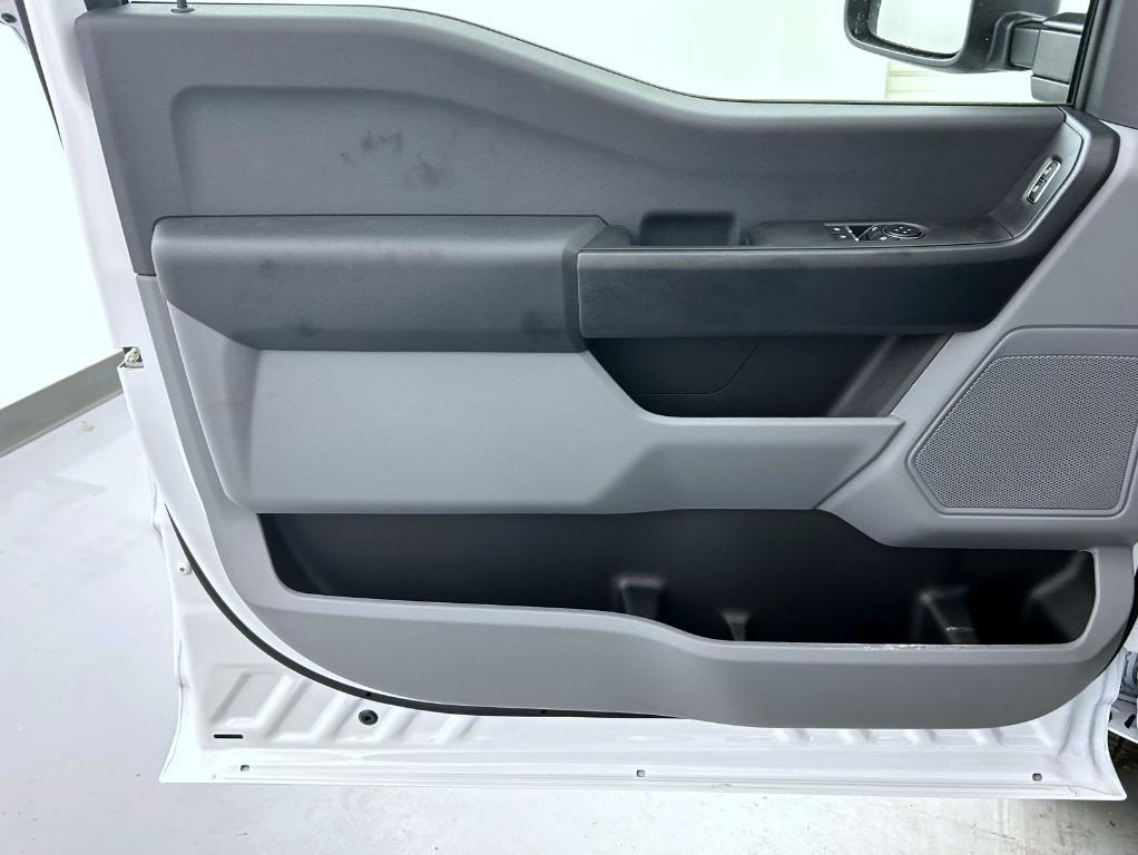 new 2025 Ford F-350 car, priced at $47,414