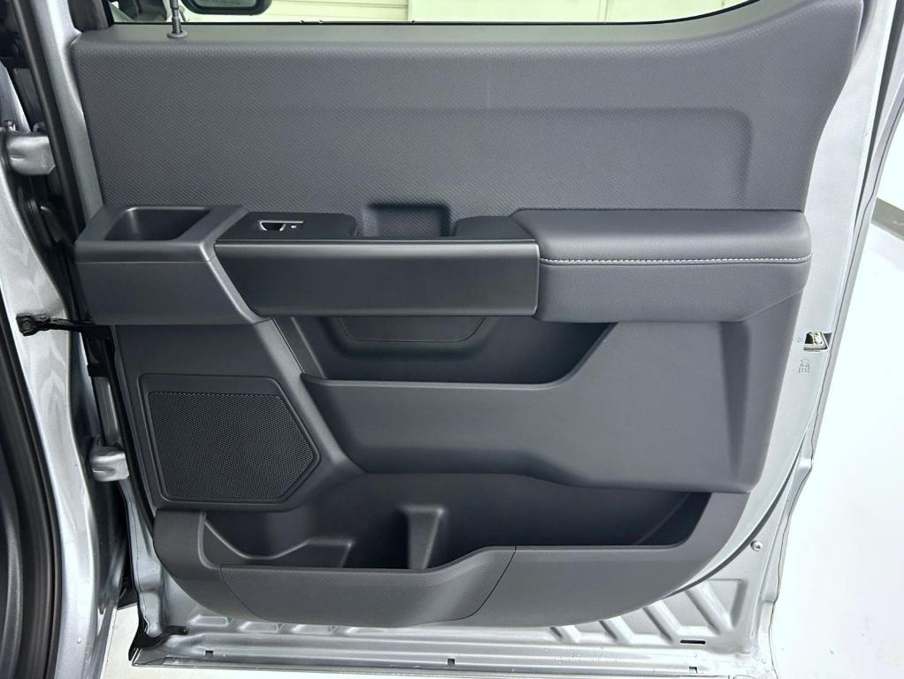 new 2025 Ford F-150 car, priced at $47,517