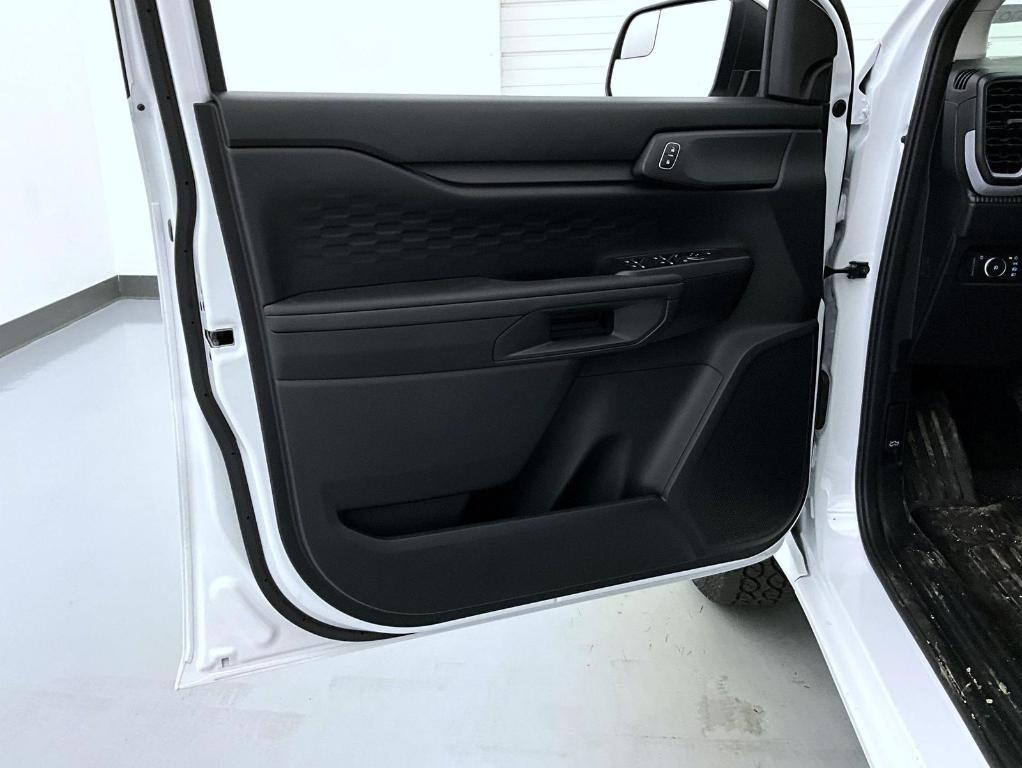 new 2025 Ford Ranger car, priced at $35,958