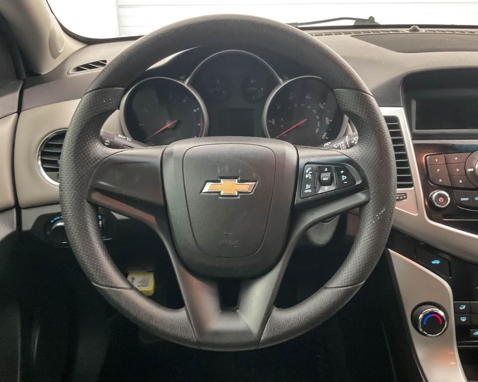 used 2016 Chevrolet Cruze Limited car, priced at $10,459