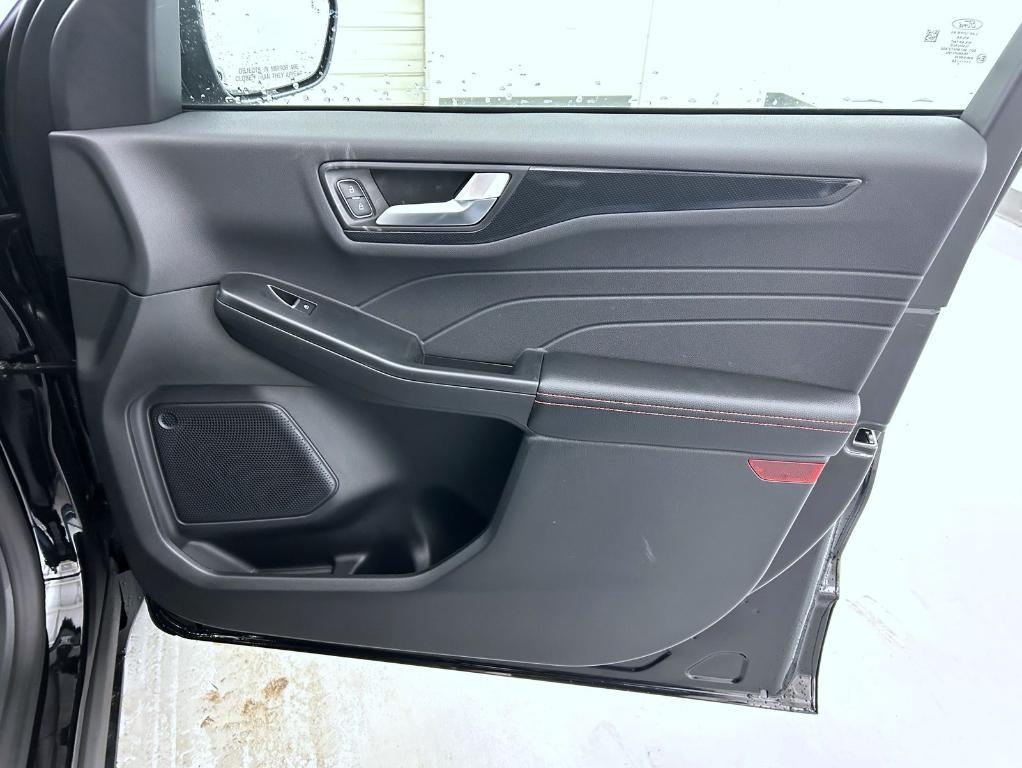 new 2025 Ford Escape car, priced at $31,683