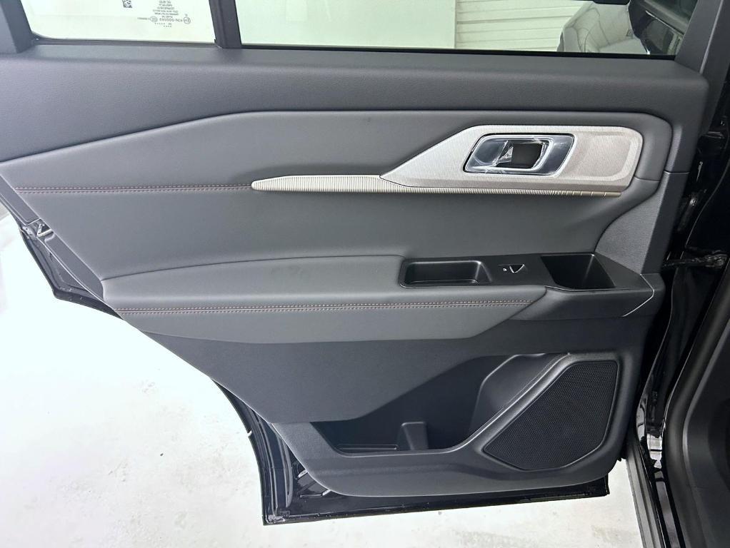new 2025 Ford Explorer car, priced at $47,578