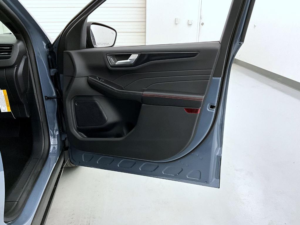 new 2025 Ford Escape car, priced at $30,233