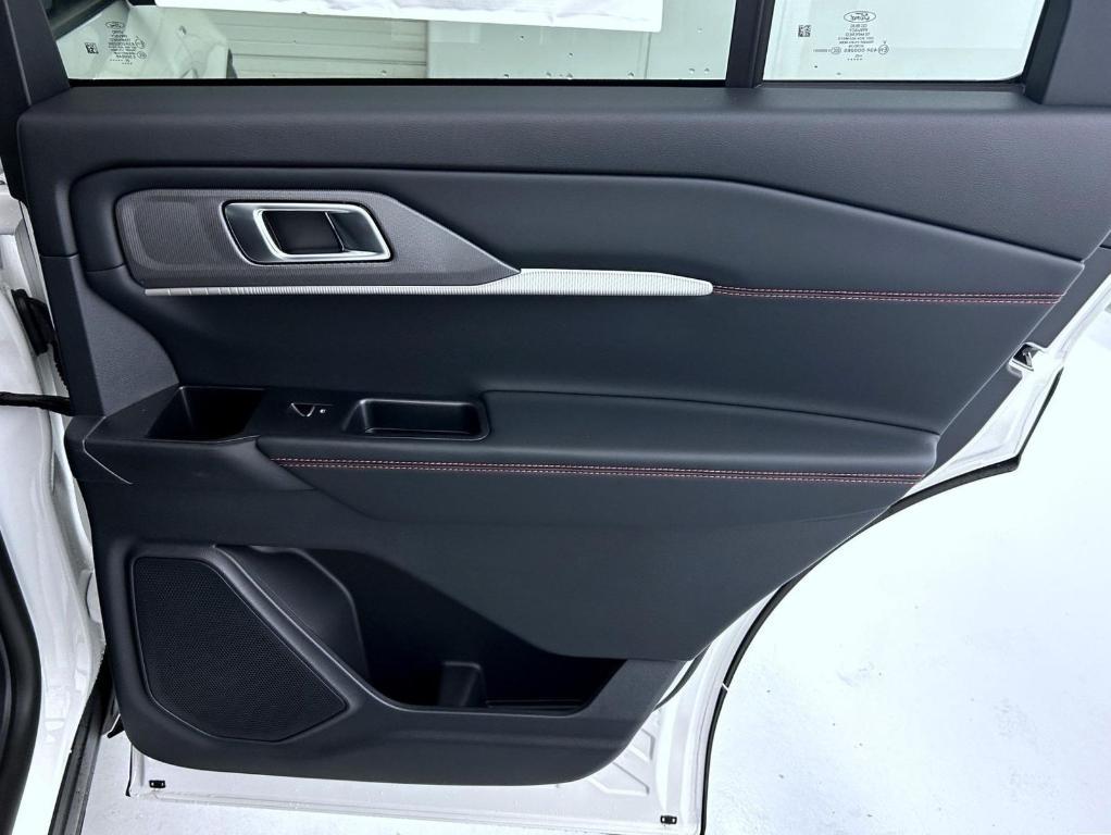 new 2025 Ford Explorer car, priced at $44,884