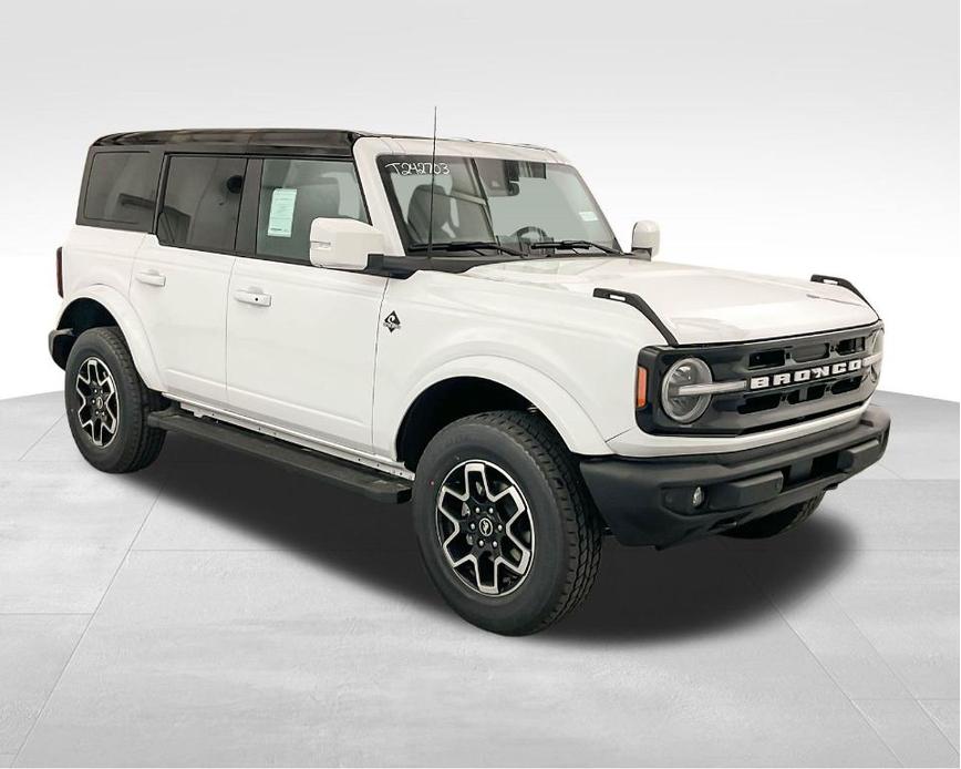 new 2024 Ford Bronco car, priced at $52,664