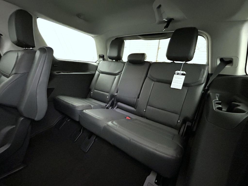 new 2025 Ford Expedition car, priced at $70,785