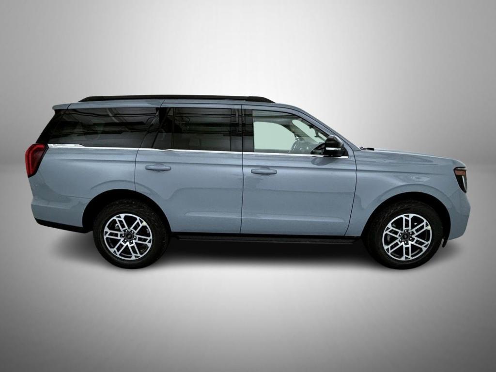 new 2025 Ford Expedition car, priced at $70,785