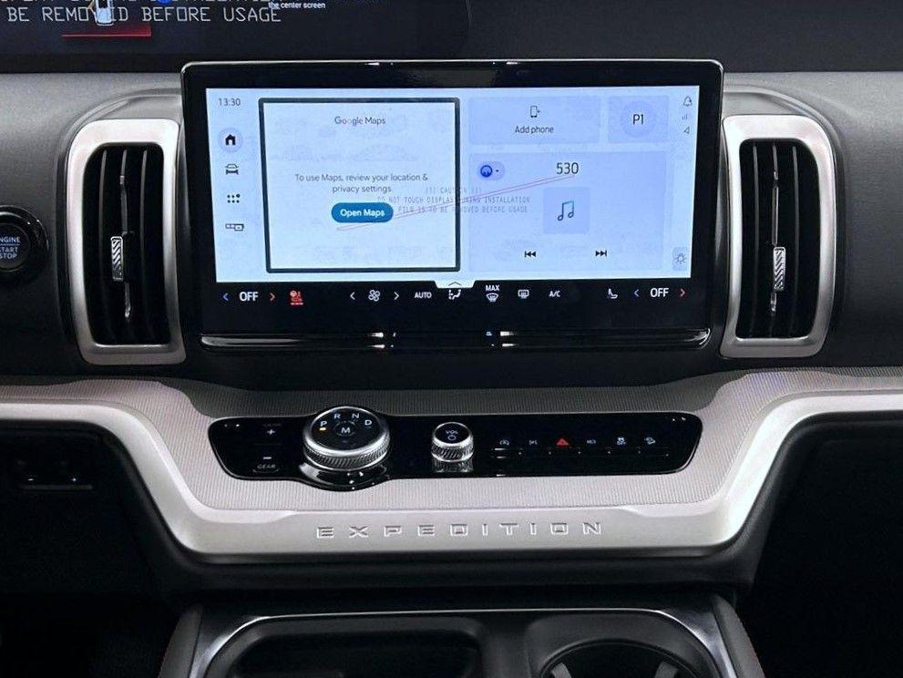 new 2025 Ford Expedition car, priced at $70,785