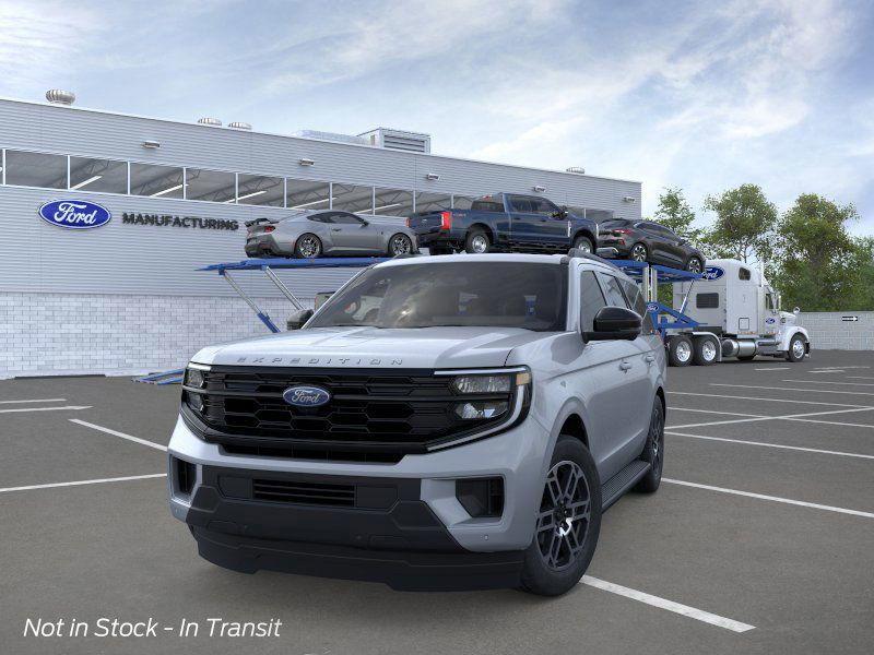 new 2025 Ford Expedition car, priced at $71,785