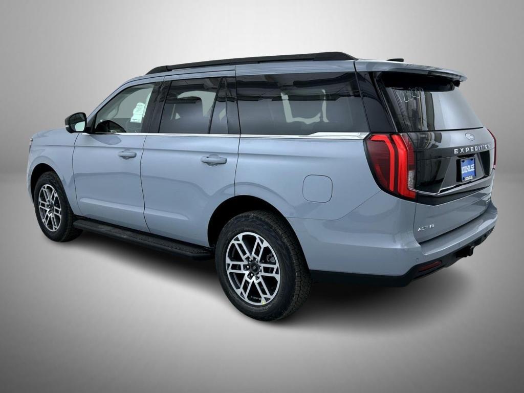 new 2025 Ford Expedition car, priced at $70,785