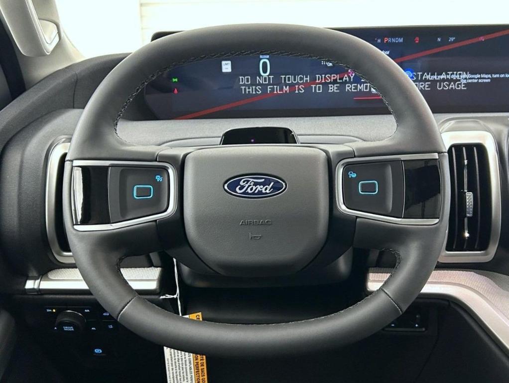 new 2025 Ford Expedition car, priced at $70,785