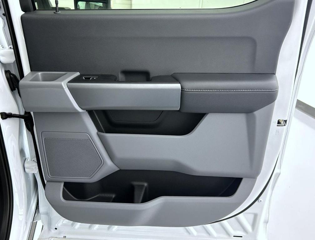 new 2025 Ford F-350 car, priced at $67,364