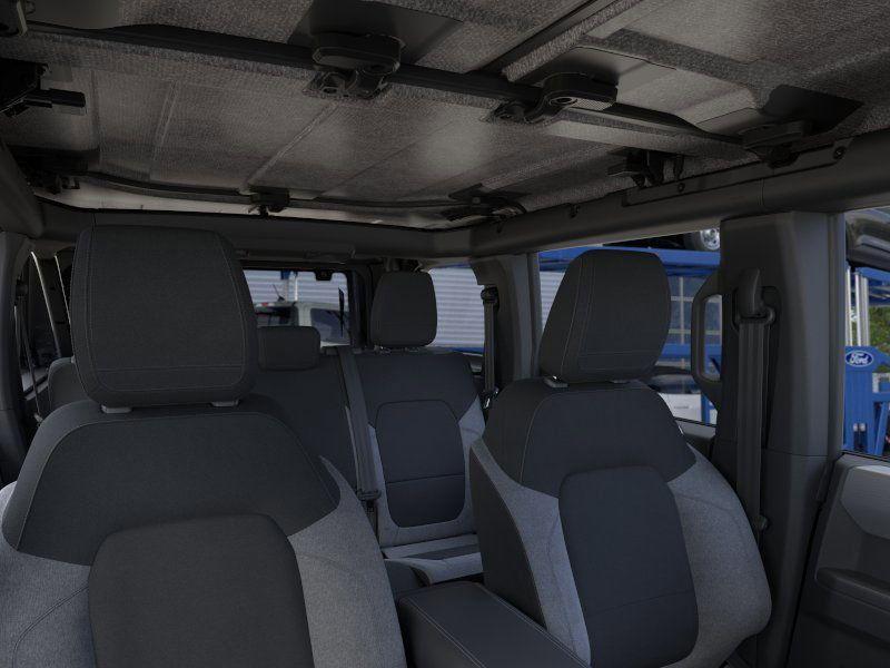 new 2025 Ford Bronco car, priced at $41,952