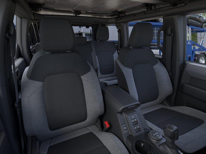 new 2025 Ford Bronco car, priced at $41,952