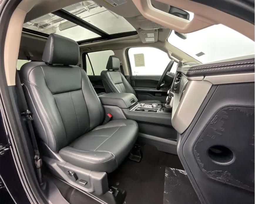 new 2024 Ford Expedition car, priced at $64,544