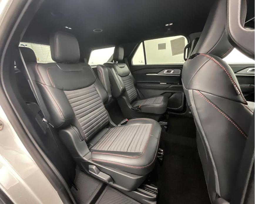 new 2025 Ford Explorer car, priced at $48,264