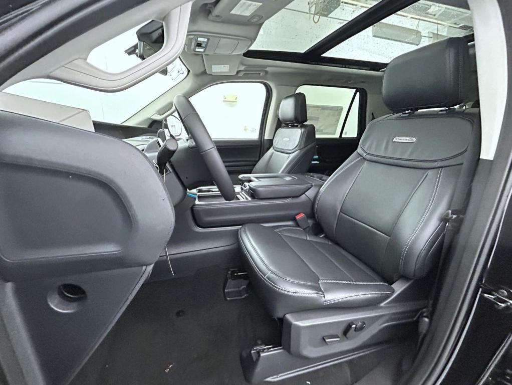 new 2025 Ford Expedition Max car, priced at $81,379