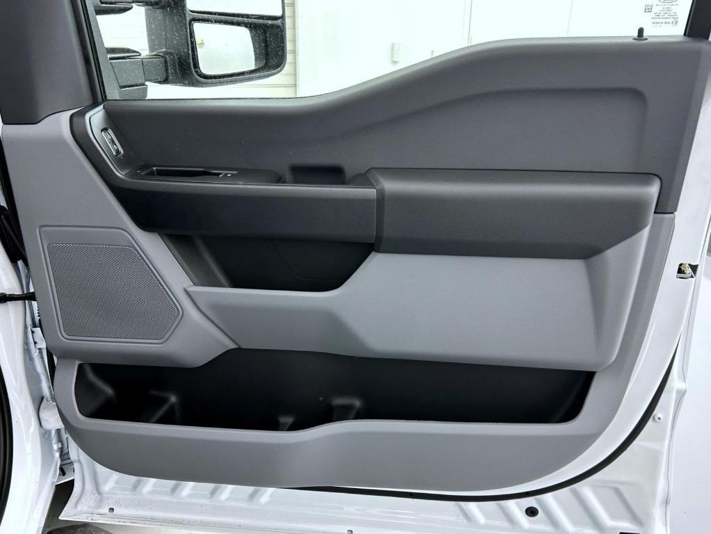 new 2026 Ford F-350 car, priced at $69,614