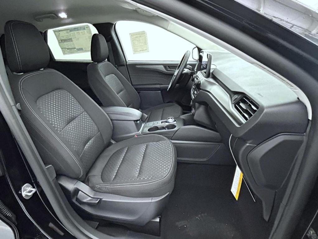 new 2025 Ford Escape car, priced at $28,011