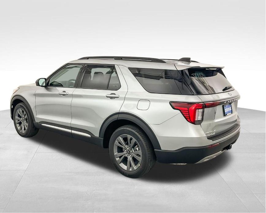 new 2025 Ford Explorer car, priced at $47,404