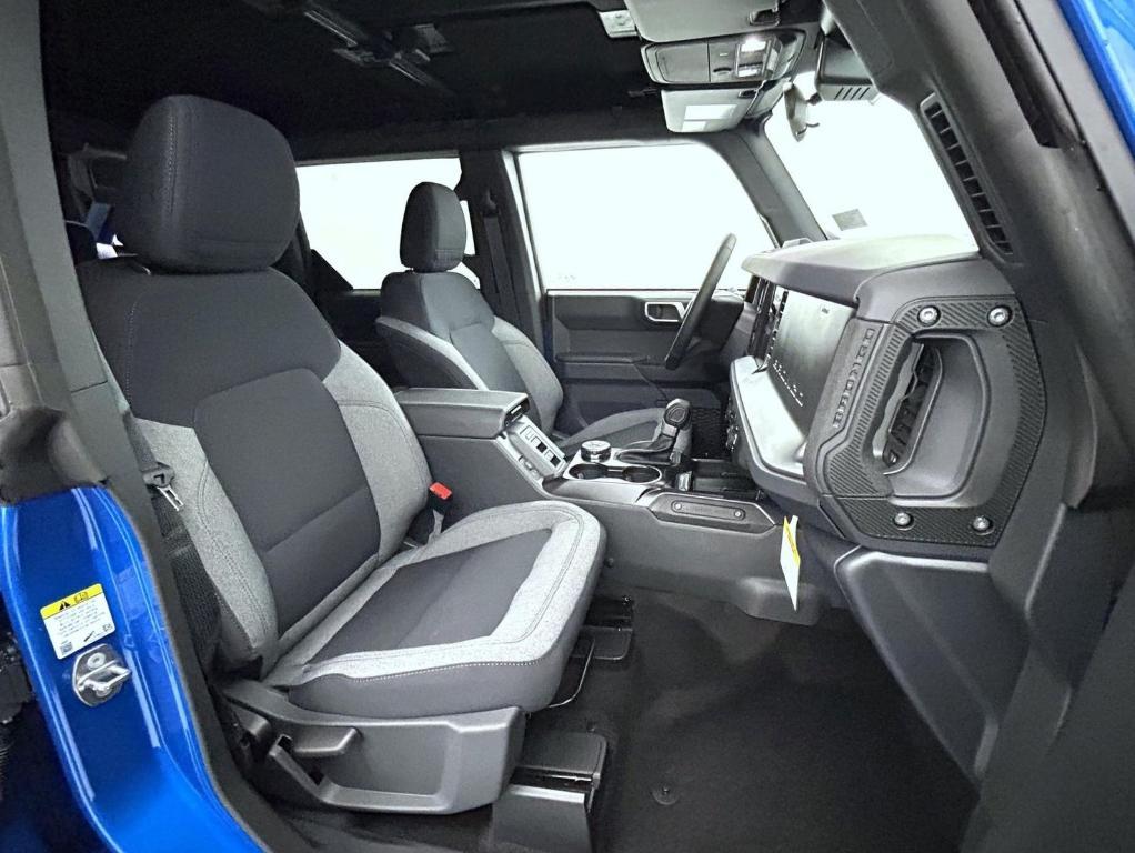 new 2025 Ford Bronco car, priced at $42,461