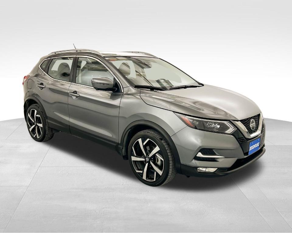 used 2021 Nissan Rogue Sport car, priced at $24,333