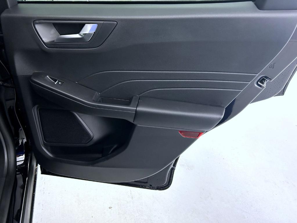 new 2025 Ford Escape car, priced at $31,233