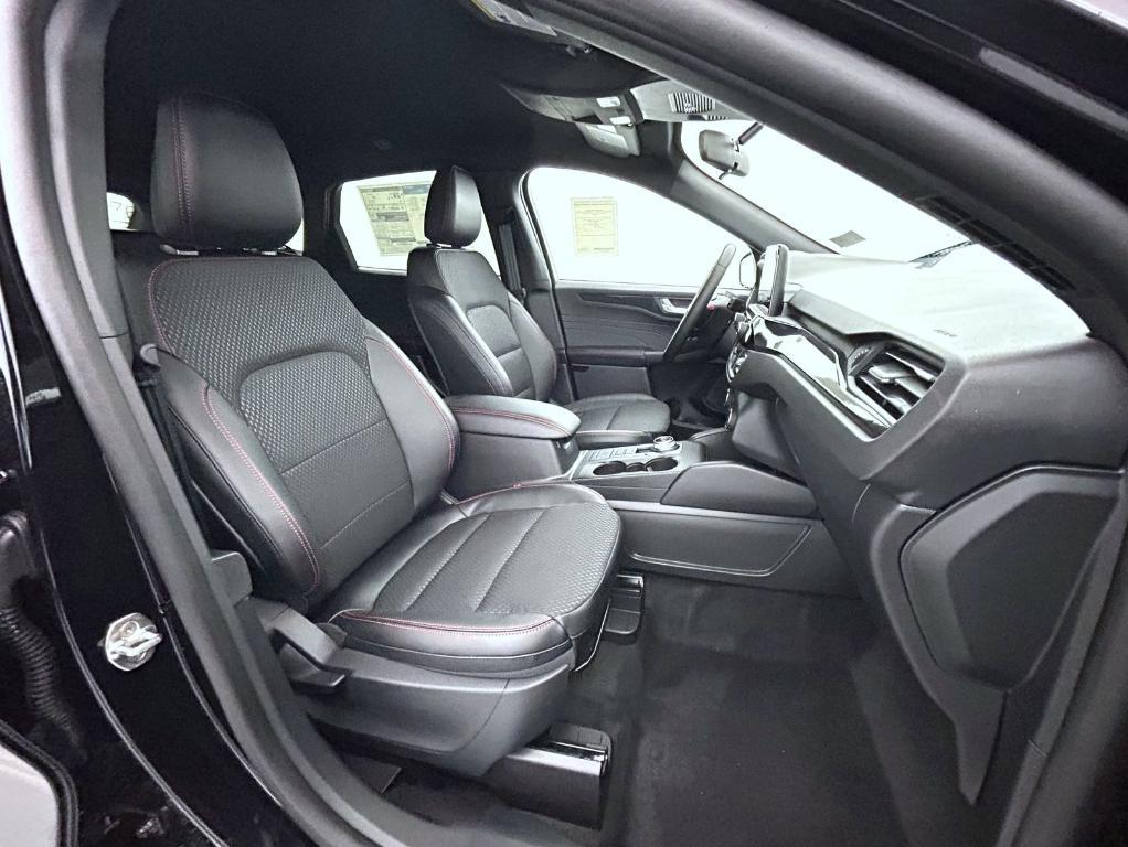 new 2025 Ford Escape car, priced at $31,233